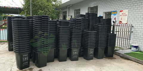 美天塑料垃圾桶 乡村环境卫生的守护者与环保咨询服务的智慧桥梁